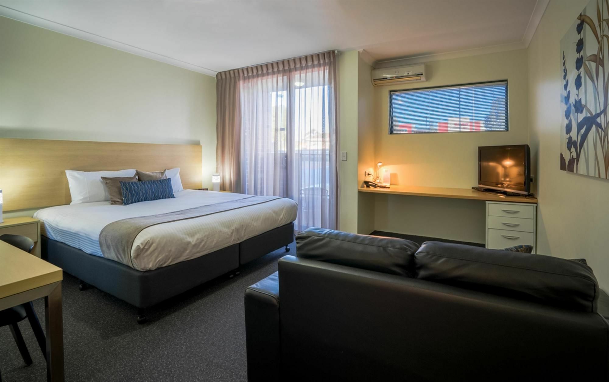 Perth Ascot Central Apartment Hotel Official Zewnętrze zdjęcie