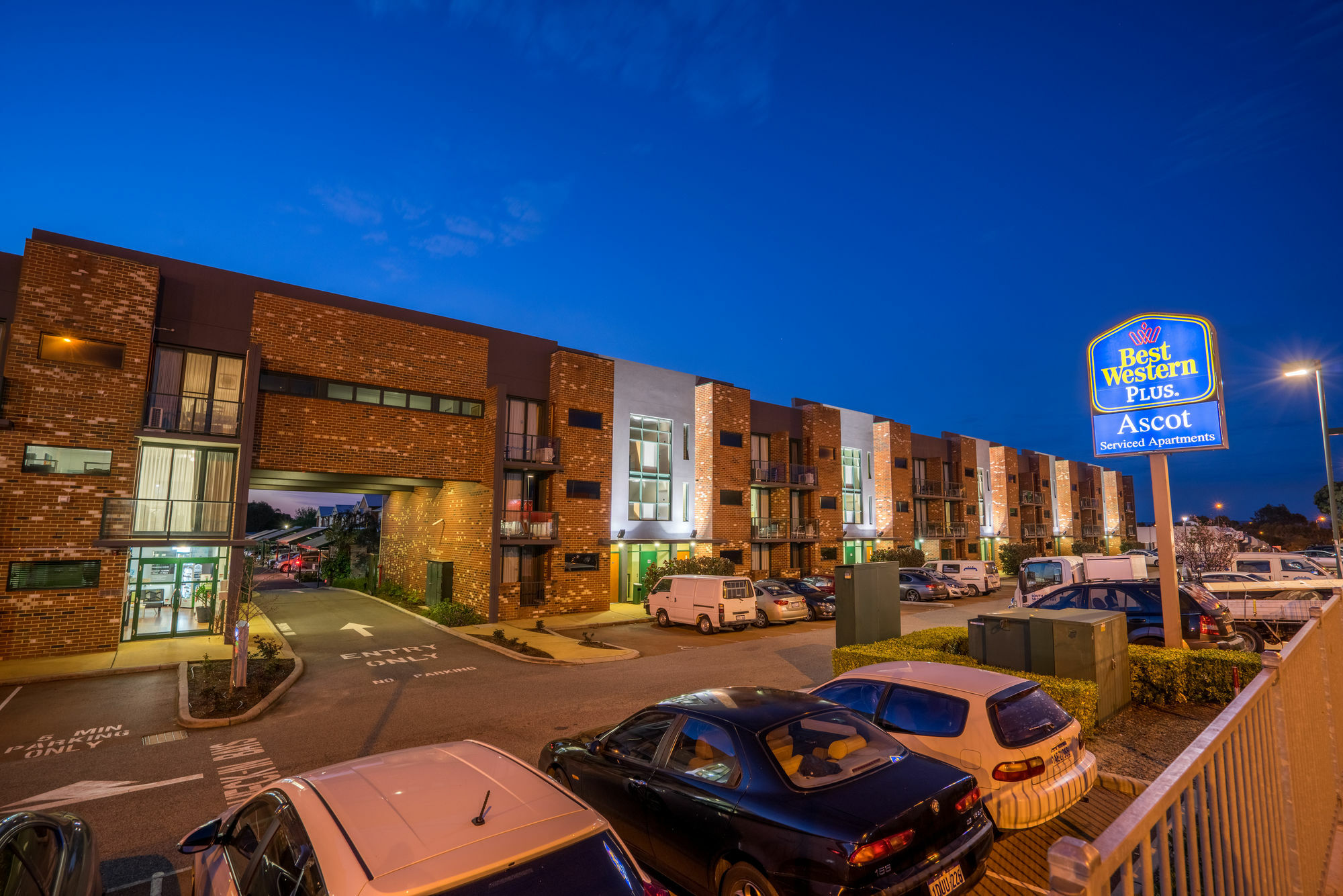 Perth Ascot Central Apartment Hotel Official Zewnętrze zdjęcie